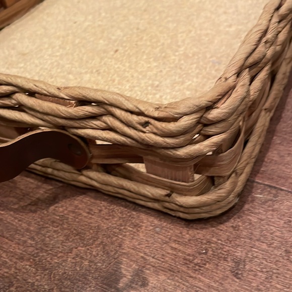 Pyrex Brand Rectangular Basket - Picture 3 of 8